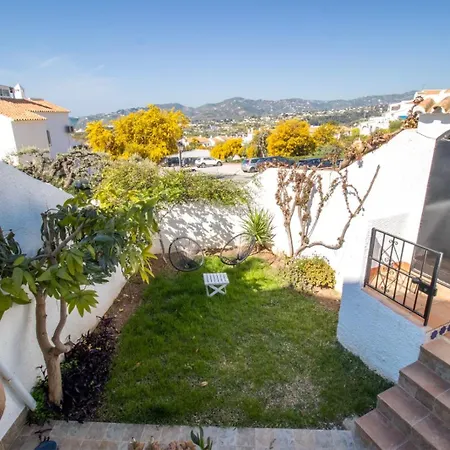 Cozy 2br Flat With Terrace & Pool Appartement *